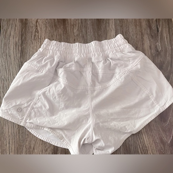 Lululemon white/grey shorts - Picture 2 of 2